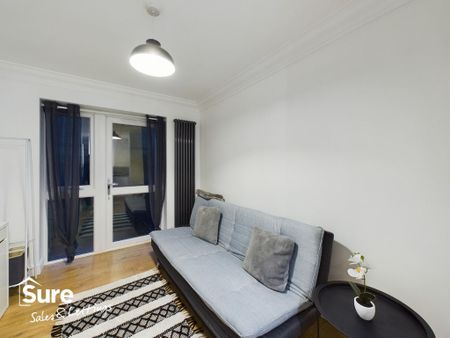 1 bedroom flat to rent - Photo 2