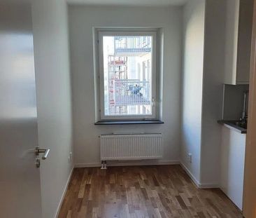 Sandalettgatan, Älvsjö - Photo 3