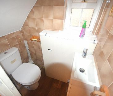 3 bedroom terraced house to rent - Photo 6