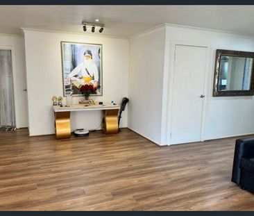 Spacious Family Living in a Convenient Cranbourne North Location - Photo 4