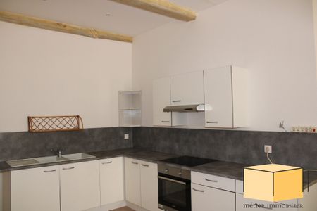 Location Appartement 5 pièces 127m² BELLEY 01300 - Photo 3