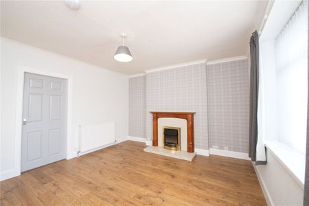 2 bedroom semi-detached house to rent - Photo 2