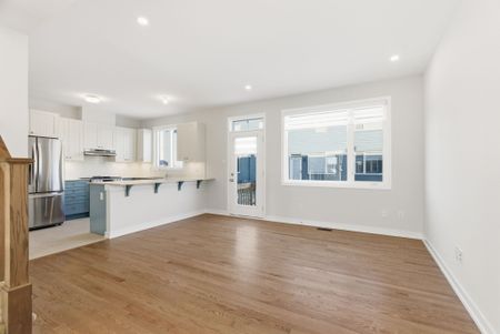 For Lease - 574 Oldenburg Avenue, Stittsville - Munster - Richmond, Ontario - Photo 4