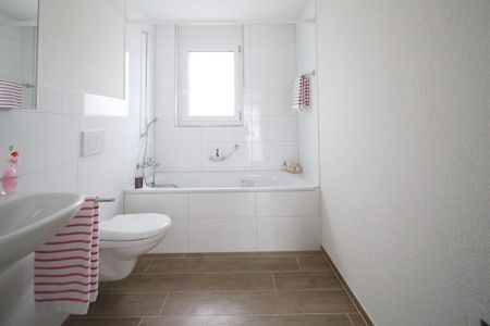 Helle und moderne Attikawohnung im Herzen von Menziken - Photo 5