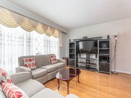 For Lease - 80 Tansley Avenue Unit# MAIN FLOOR, Toronto, Ontario - Photo 3
