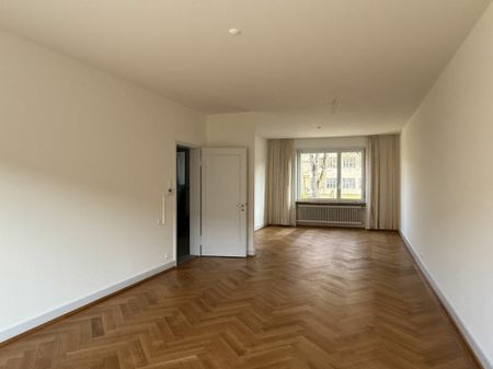 Sanierte 7.5-Zimmer-Altbauvilla – Ein Juwel im Gellert-Quartier - Photo 4