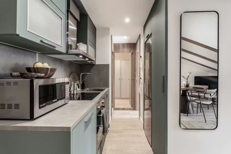 Calle de la Cruz, Madrid, Community of Madrid 28012 - Photo 5