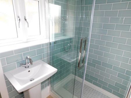 3 bedroom barn conversion to let - Photo 3