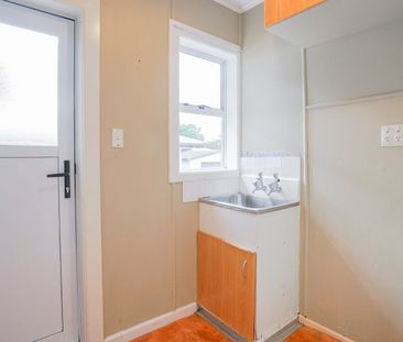 Three Bedroom Home - Photo 5