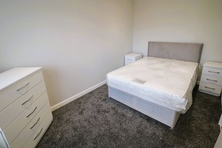 1 Bed End Terrace, Darrel Drive, L7 - Photo 2