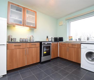 Redmayne Grove, Knottingley - Photo 4