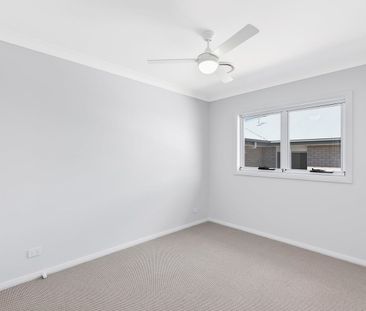 Brand new, beautifully designed family home - Photo 3