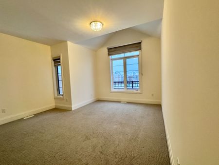 For Lease - 38 Elverton Crescent, Brampton, Ontario - Photo 5