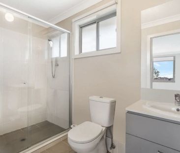 One Bedroom Granny Flat in Prime Location - Photo 5