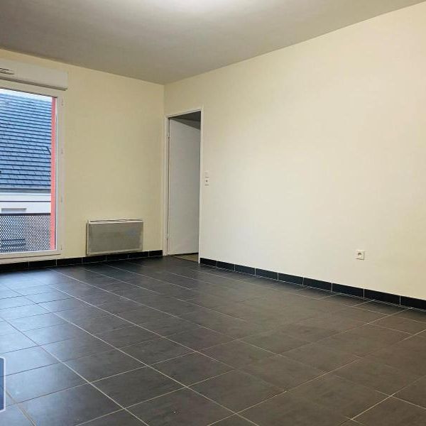 Location Appartement 3 pièces 56m² VENDIN LE VIEIL 62880 - Photo 1