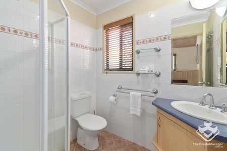 Gold Coast Short Term Rental Accommodation, Cactus Cabana, Min 4 Week Stay, Fully Furnished - Photo 3