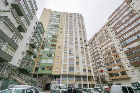 Apartamento T3 em Lisboa - Photo 2