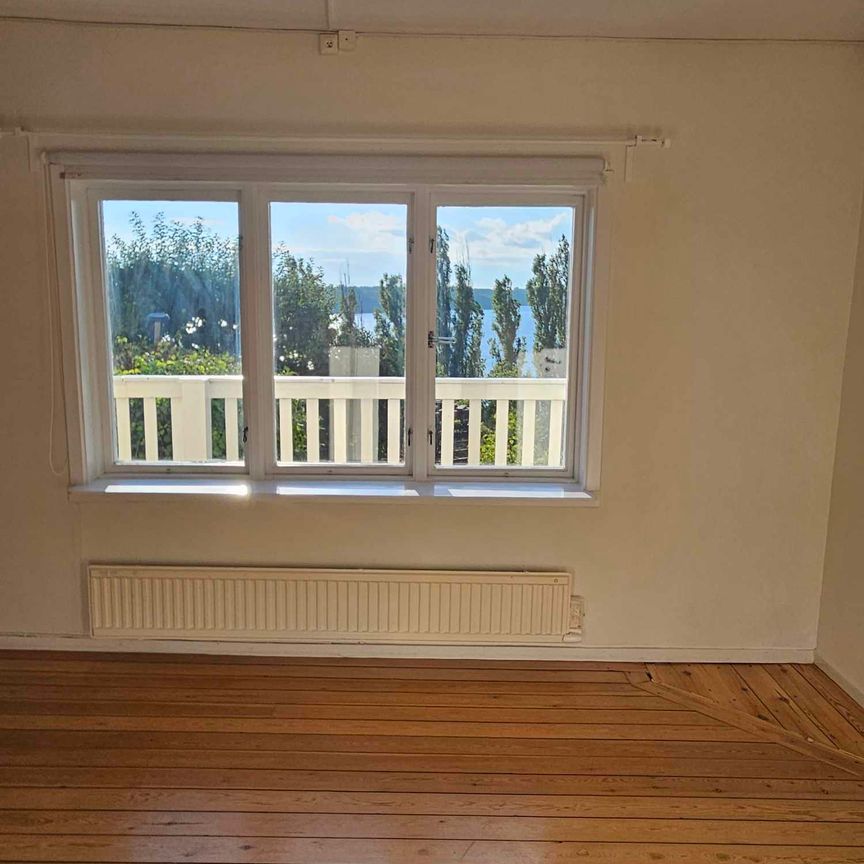 Västerkroken, Lidingö - Photo 1