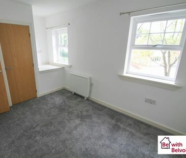 End of terrace house to rent on - Photo 3