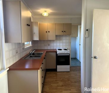 3 Bedroom Home - Photo 5