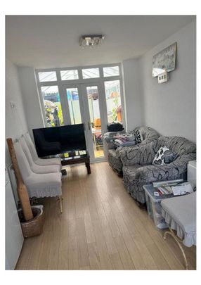 2 bedroom house to rent - Photo 1