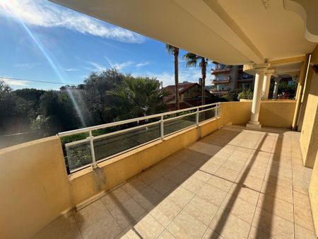 Appartement À Louer - Photo 4