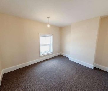Montagu Street, Kettering, Northants, NN16 - Photo 4