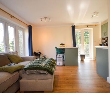 2 bedroom flat to rent - Photo 3