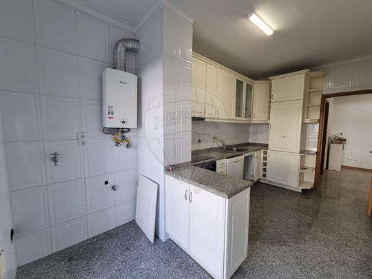 Apartamento T2 em Porto - Foto 1