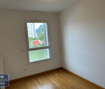 Location Appartement 3 pièces 78m² GRENOBLE 38000 - Photo 2