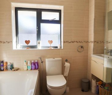 3 bedroom detached house to rent - Photo 6