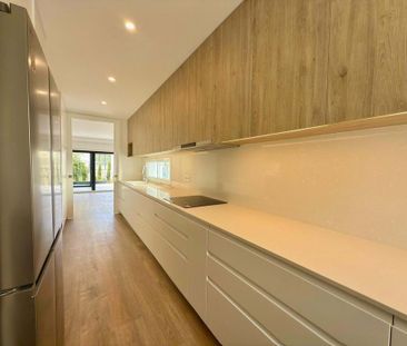 Luxury Villa for rent in Lisbon - Photo 3