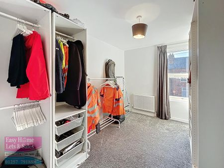 3 bedroom terraced house to rent - Photo 2