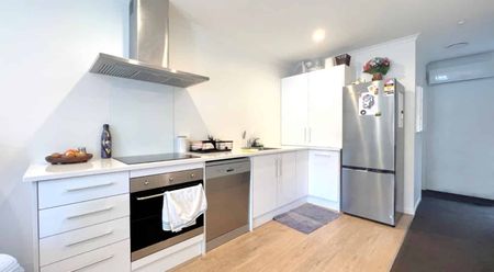 New Year New Apartment - Photo 3