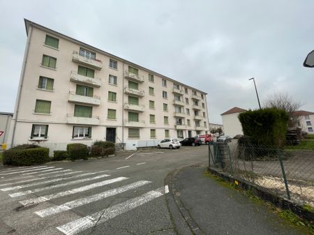 Location - Appartement T3 - 56 m² - Montbéliard - Photo 3