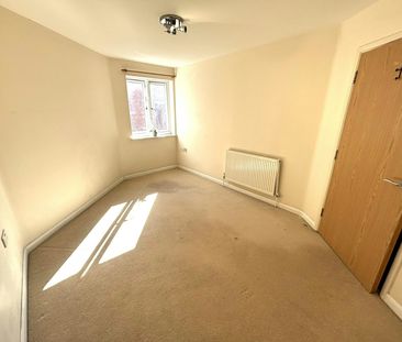 Flat to rent on - Photo 4
