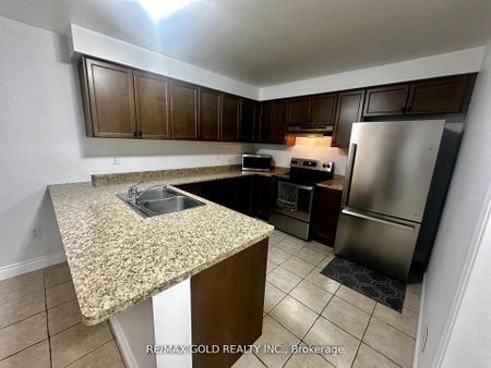 For Lease - 812 Fowles Court, Milton, Ontario - Photo 2