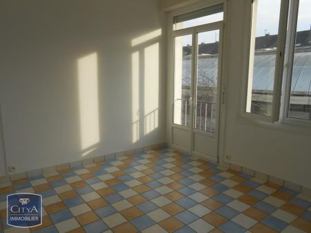 Location Appartement 1 pièce 25m² ST NAZAIRE 44600 - Photo 3
