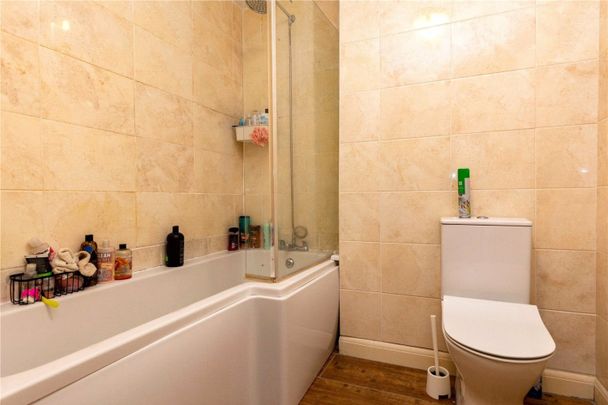 Lydia Court, - Photo 1