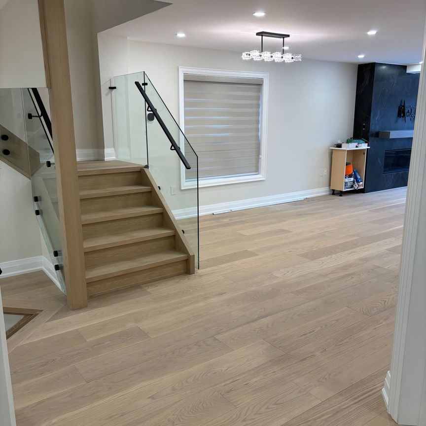 For Lease - 5316 Russell View Road Unit# Main, Mississauga, Ontario - Photo 1