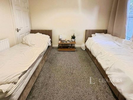 3 bedroom terraced house to rent - Photo 3