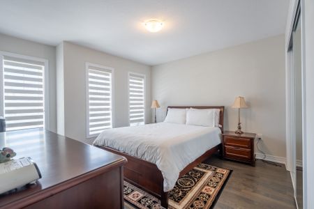 For Lease - 100 Starfire Crescent, Hamilton, Ontario - Photo 4