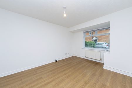 FALCON MEWS MORLEY LEEDS - Photo 2