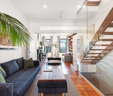 Expansive 249 sqm Three Bedroom Residence - Offered Unfurnished - Photo 4