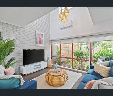 Central Torquay Living - Photo 4