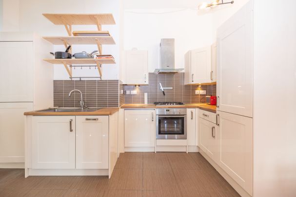 4098L - Waters Close, Edinburgh, EH6 6RB - Photo 1