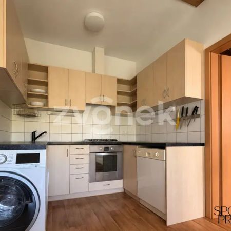 Pronájem pokoje v blízkosti centra Zlína | 4+1 | 6 000 Kč vč. poplatků - Фото 3