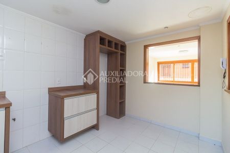 Casa em Condomínio com 4 quartos e 254m² para alugar em Vila Assunção, Porto Alegre. - Photo 2