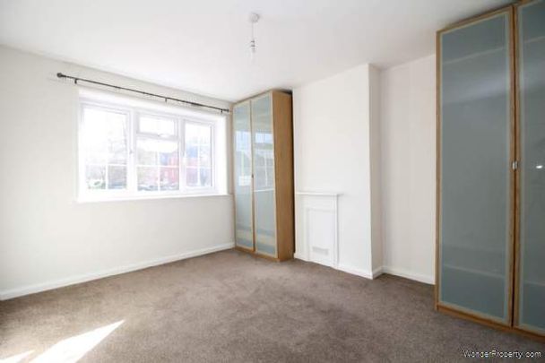 3 bedroom property to rent in Morden - Photo 1