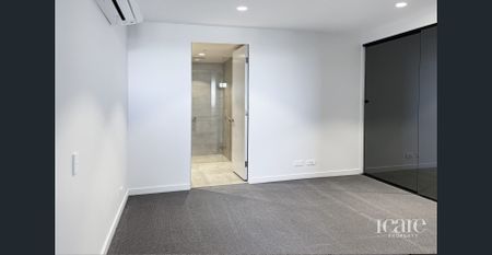 Central Box Hill Modern Style Apartment - Photo 2